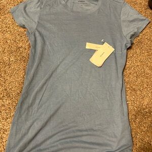 NWT Vince Women's Blue T-Shirt